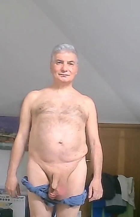 Çıplak vücudum