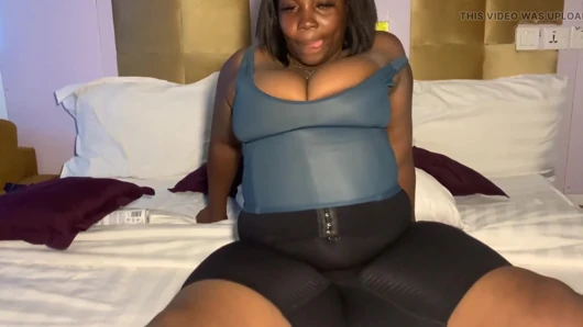 Azgın orta yaşlı seksi kadın