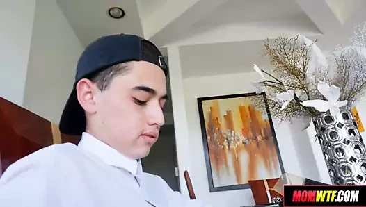 annesi tarafından baştan