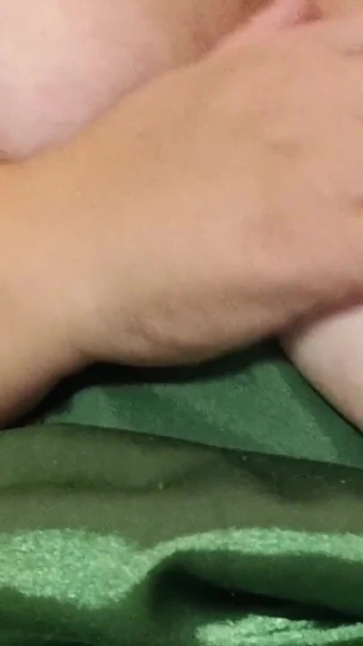 Büyük memeli ıslak amcık | Klip 1