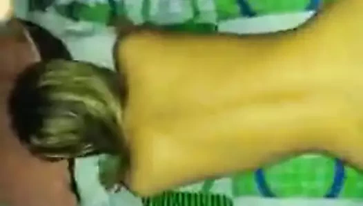 Köpek gibi davranılan inanılmaz civciv