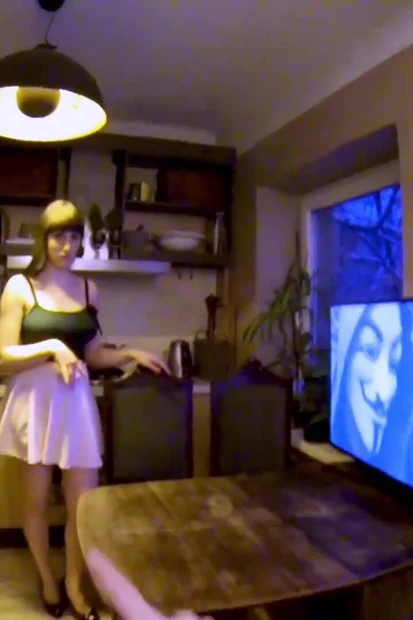 Обнаженная фотосессия девушки Selena с большими сиськами