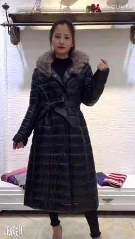 parlak ceket çinli kadın 1