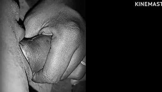 Üvey kız kardeşinin ağzına sakso çekiyor xxx desi