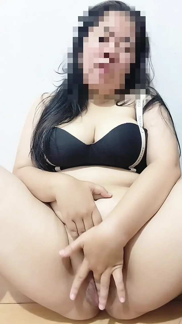 relaxing in the boarding room waiting for the boyfriend to come