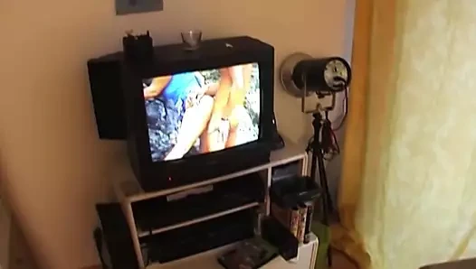 Güzel Alman genç gets ona yüz kapalı ile sıcak boşalmak