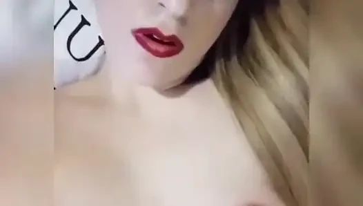 Tek başına yeni video! Vücudumun tadını çıkarıyor ve zevke son ver!