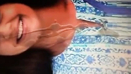 Oyuncu jothika'ya saygı duruşu