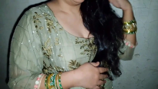 Güzel bir desi kızla seks