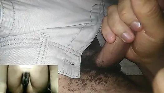 Görüntülü görüşmede mastürbasyon