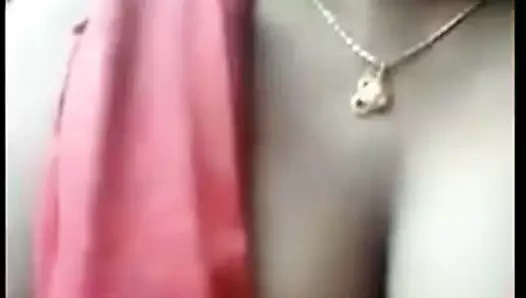 Swathi naidu tamamen çıplak ve kızdırmak