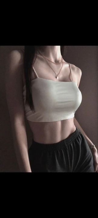 Sıcak kız sıcak altı hoşlanır parmak yalnız