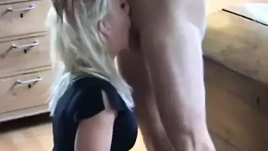 Danimarkalı sarışın ağız becerdin