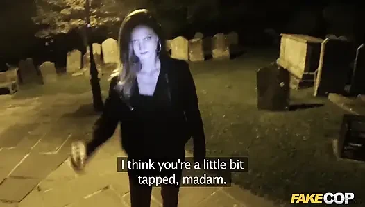 Fake cop - cadılar bayramı anal seks özel