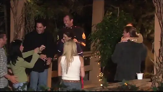 Cytherea açık havada aşkıyla yeniden bir araya geldi