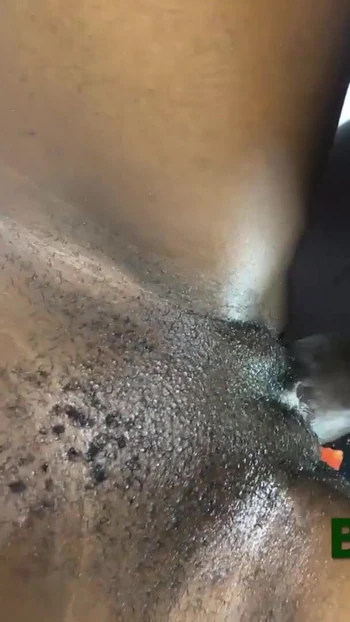 Захватывающий момент из "Slimpretty чувственно трахают со спины"