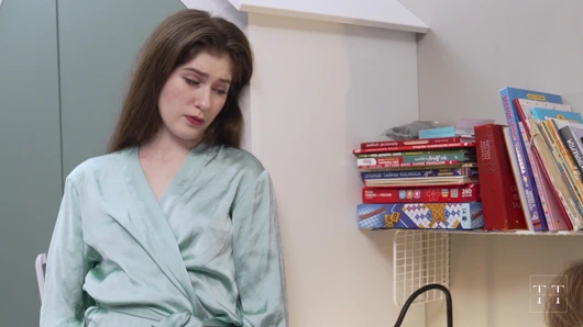 Çok kötü bir kız olmuşsun Bella! Üvey baba Tim seni cezalandıracak