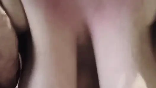 Üstte sulu amcık slop