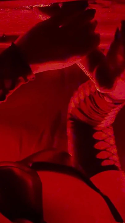 Ep.2 duvar deliği masa yarak sağıyor 5 boşalma 2 orgazm | Klip 1