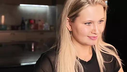 Stella Cardo külota vibratör sokuyor