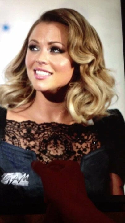 Kimberley walsh boşalıyor