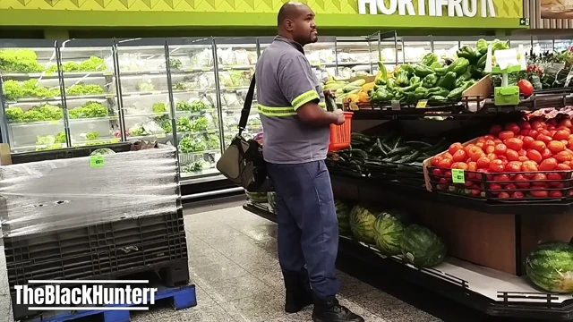Pazardan çıktıktan sonra banyoda arkadaşım