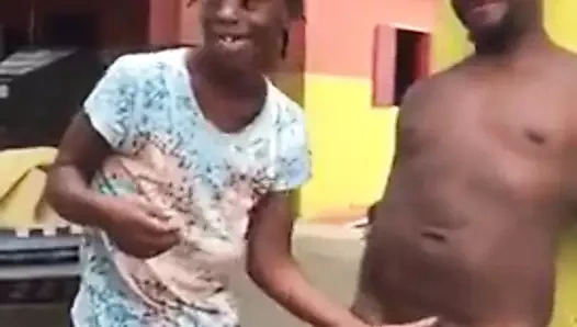 sokak fahişesi tarafından yakalandı