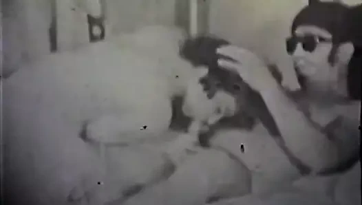 genç bayan yabancı tarafından baştan çıkar (1940'larda vintage)