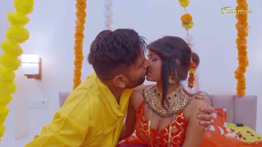 İnce yenge ilk suhagrat gecesini yaşadı ve sert sikildi