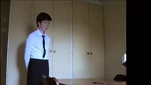 Hye yaramaz simone cezasını alır !