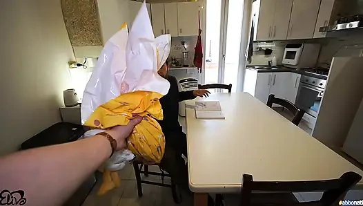 Paskalya yemeği bekleyebilir... Önce tepkisini görmek istiyorum
