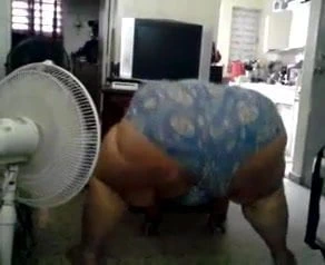 İri güzel kadın wow