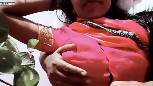 Teyze içinde bir sari