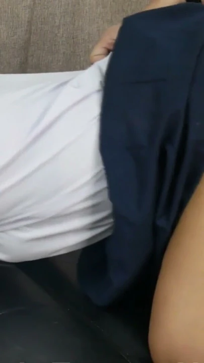 lanet taylandlı karısı öğrenci üniforması ile oral seks, eyersiz doggystyle, sıkı kedi anal | Klip 2