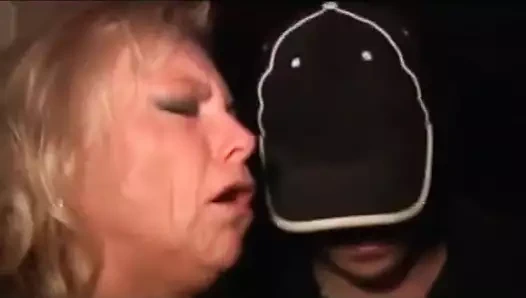 Kadife swingers kulüp doğa amatör eşleri geçti