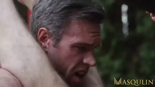 Masqulin muscle alex mecum ve pierce paris raw cins sert