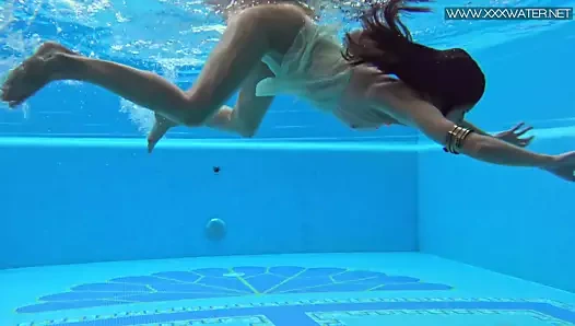 Çok sıcak Rus bebek lizi vogue