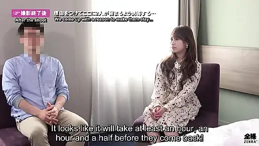 Tokyo'da gerçek yabancılar seksle öpüşüyor sosyal deney