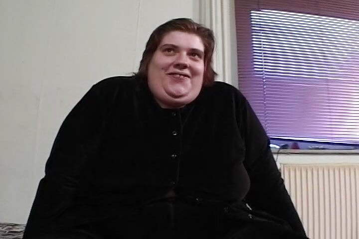 Vahşi Alman bbw Başlarken ona derin kedi yumruklu tarafından ona züppe
