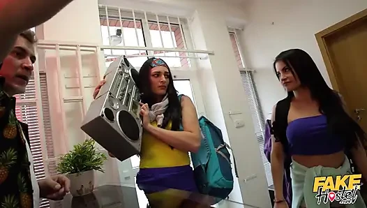 Выключи это, и я включу тебя