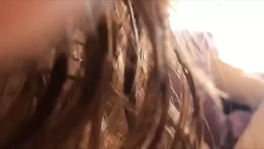 Belle mom MILF branle et suce comme une salope