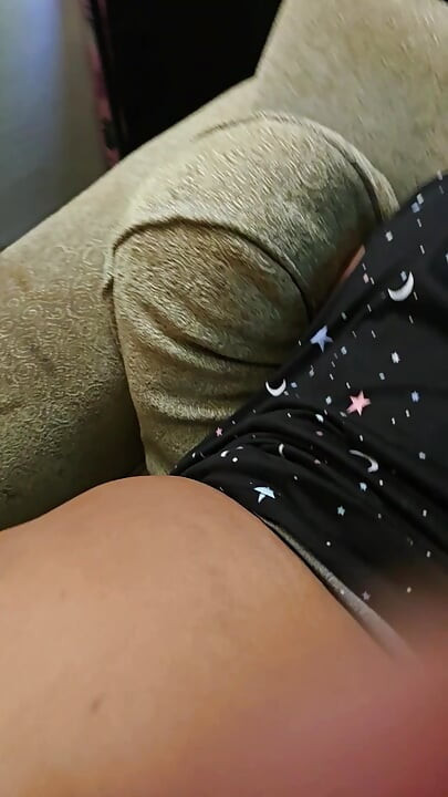 Genç Tombul Kızı Dölleme FATPUSSY