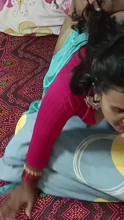 Marathi kavita misyoner pozisyonunda sert sikişiyor | Klip 2