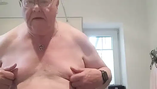 Memelere ve meme uçlarına zarar veriyor