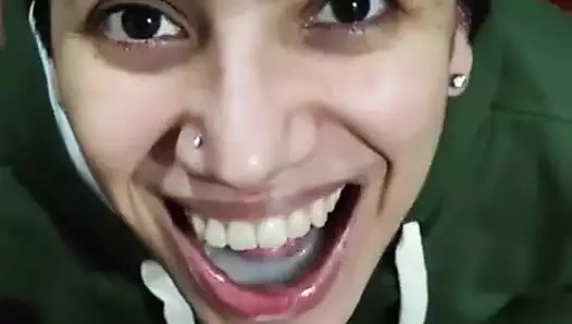 Quickie! Oral seks, ağzı açık ağız dolusu, dölleme ve yutma!