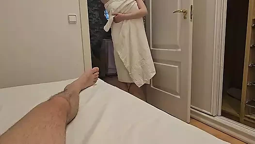 Bakış Açısı: Kız Arkadaşım Duştan Islak Çıkıyor Ve Boşalana Kadar Sert Becerdin İstiyor!