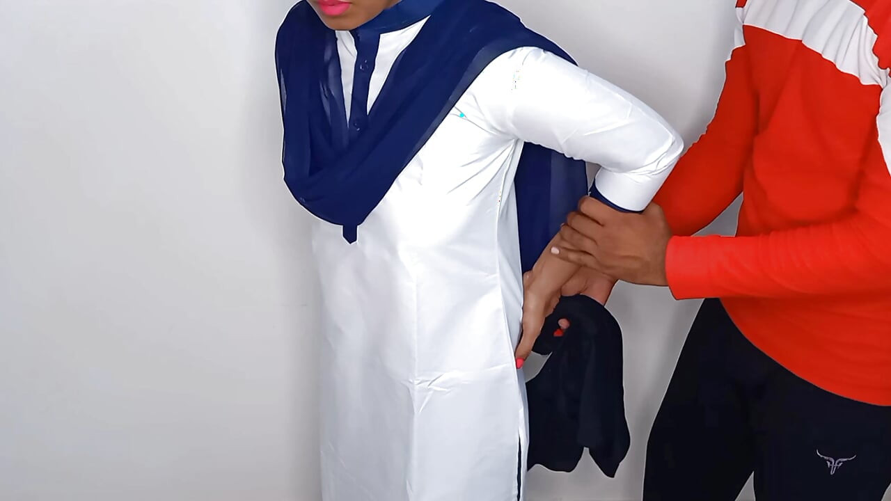 Hintli öğretmen seks yapıyor