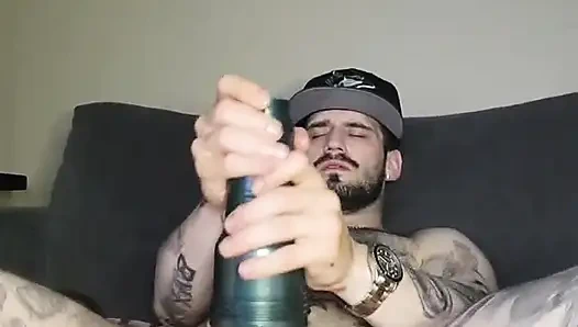 Genç ateşli adam ve onun fleshlight bölüm 3