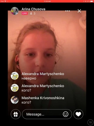 Tatlı memeler duş al