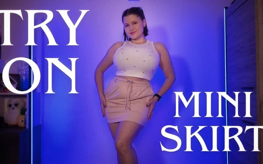 Tombul Üniversiteli Kız Sikişi: Ekose, Çizim Ve Siyah Mini Etekler Fit Kontrol